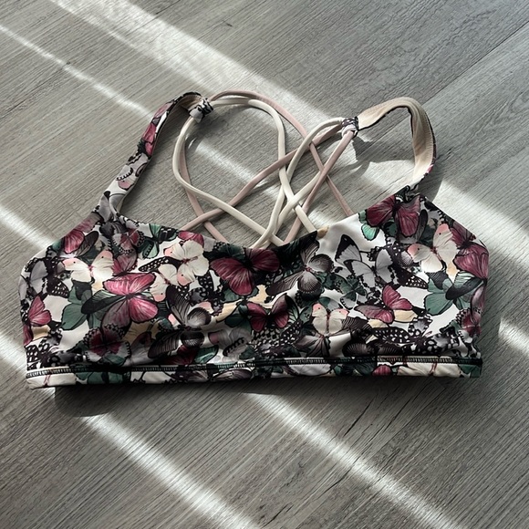 Lululemon Sports Bra - Picture 1 of 3